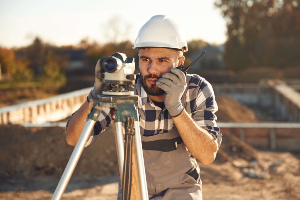 A modern house captured in black and white, showcasing its contemporary architecture and minimalist design.
